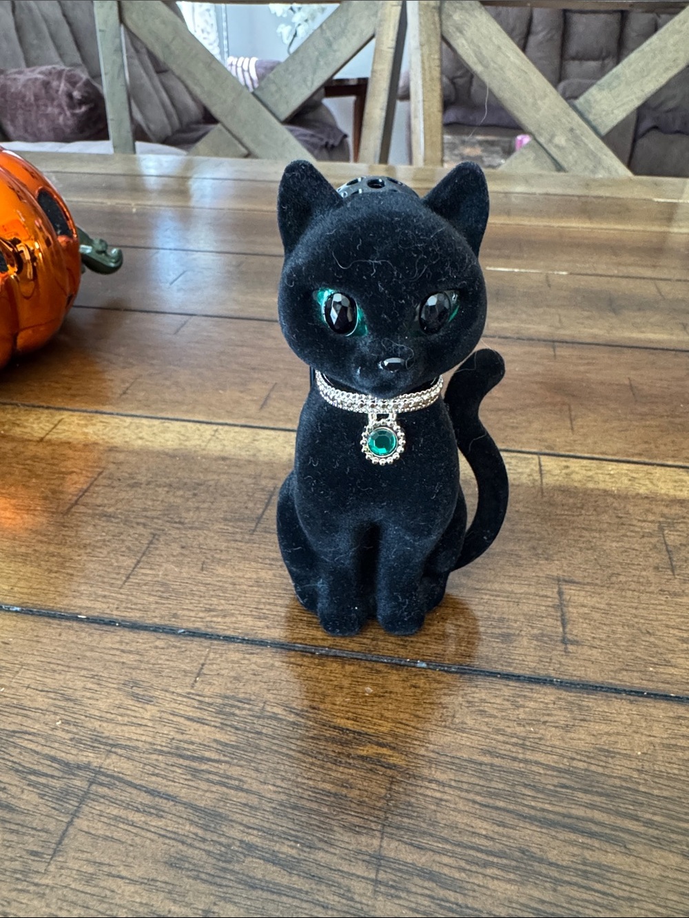 Black Velvet Cat Figurine with Green Jewel Collar Wallflower Plug in